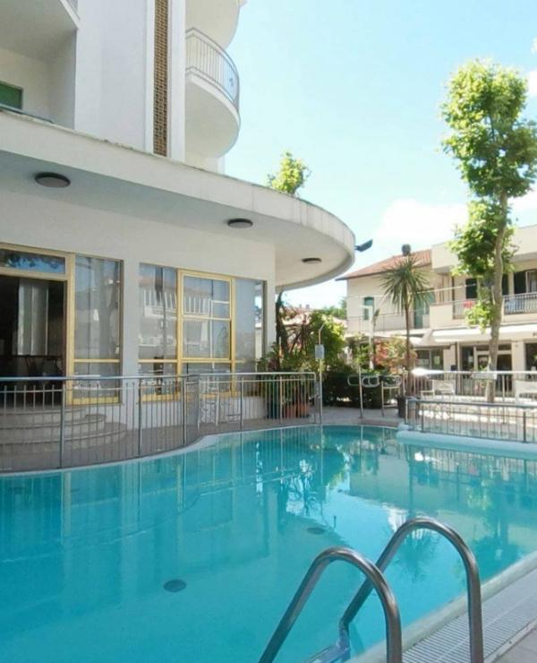 hotelvillaverde it piscina 020