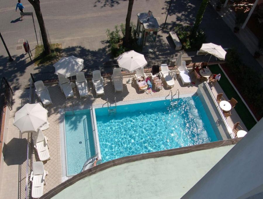 hotelvillaverde it piscina 005